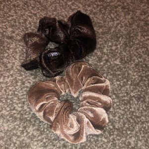 BROWN SCRUNCHIE SET
